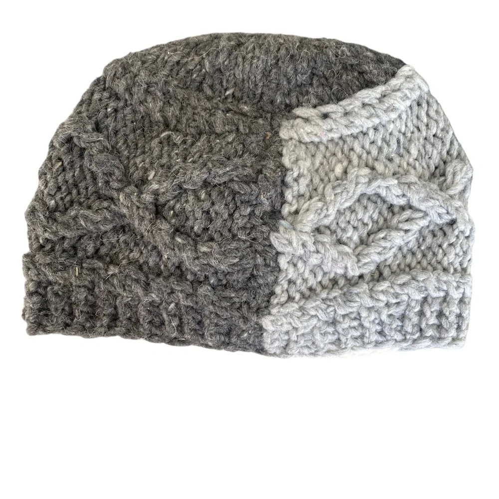 GIRL'S HANDMADE KNITTED HAT